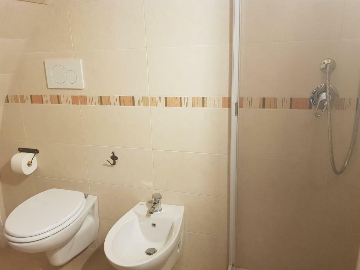 B&B Gallina 18 บารี ภายนอก รูปภาพ